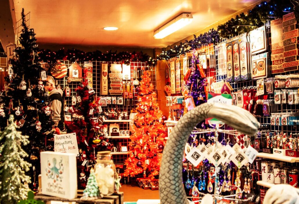 Adventuresightseeing Tour Holiday Decorations Gift Shop