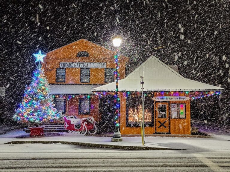arcadeandatticarailroad_tour-train-depot-snowy-night-christmas-tree Arcadeandatticarailroad Tour Train Depot Snowy Night Christmas Tree