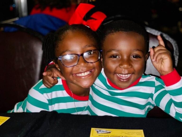 Arkansasandmissourirailroad Tour Children Smiling Striped Pajamas