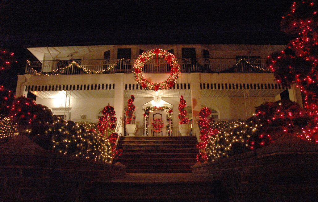 Asliceofbrooklyn Tour Holiday Decorated House Steps Lights