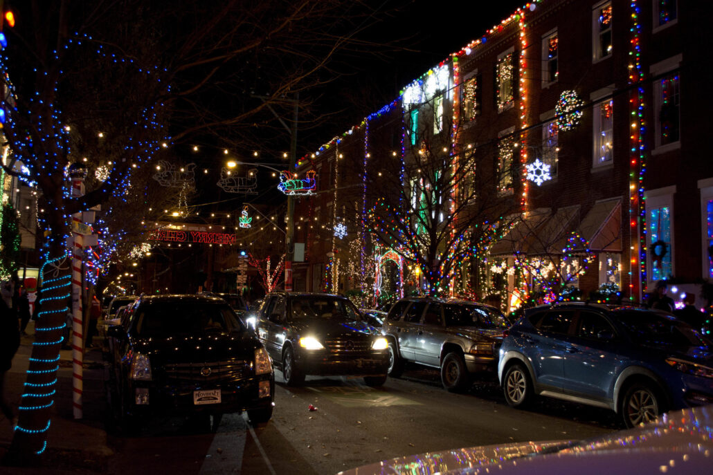 Awfullynicetours Tour Holiday Lights Decorated Street
