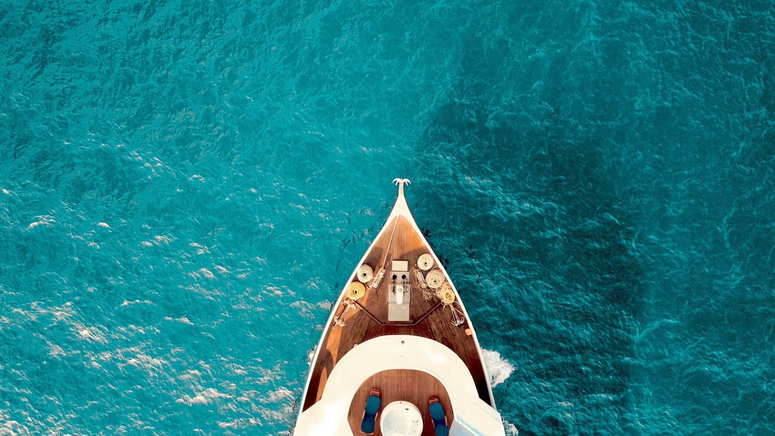 Baymingo Tour Boat Top View Turquoise Water