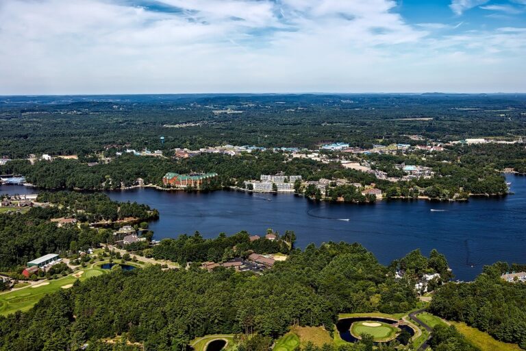 Dellstrolley Tour Aerial View Lake Resort Golf