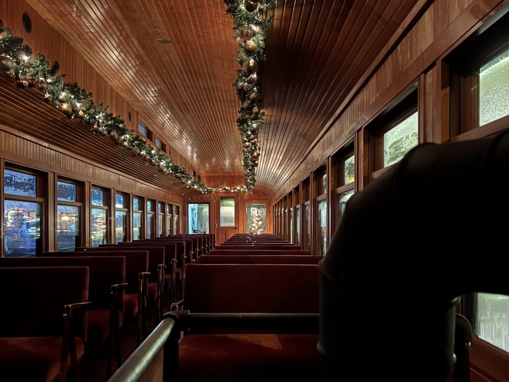 eastbroadtop_tour-train-interior-holiday-decorations Eastbroadtop Tour Train Interior Holiday Decorations