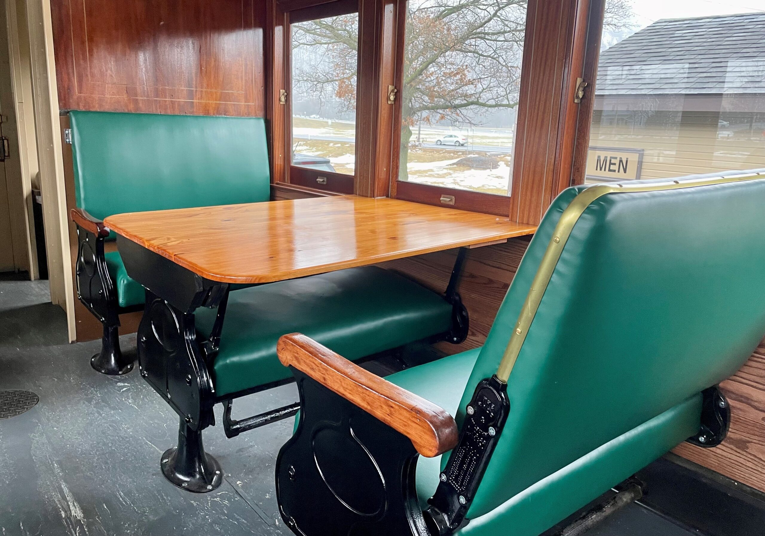 Everettrailroad Tour Train Interior Wooden Table Green Seats