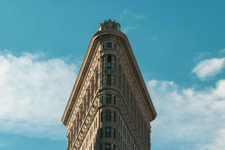 experience-nyc_tour-flatiron-building-sky-blue Experience Nyc Tour Flatiron Building Sky Blue
