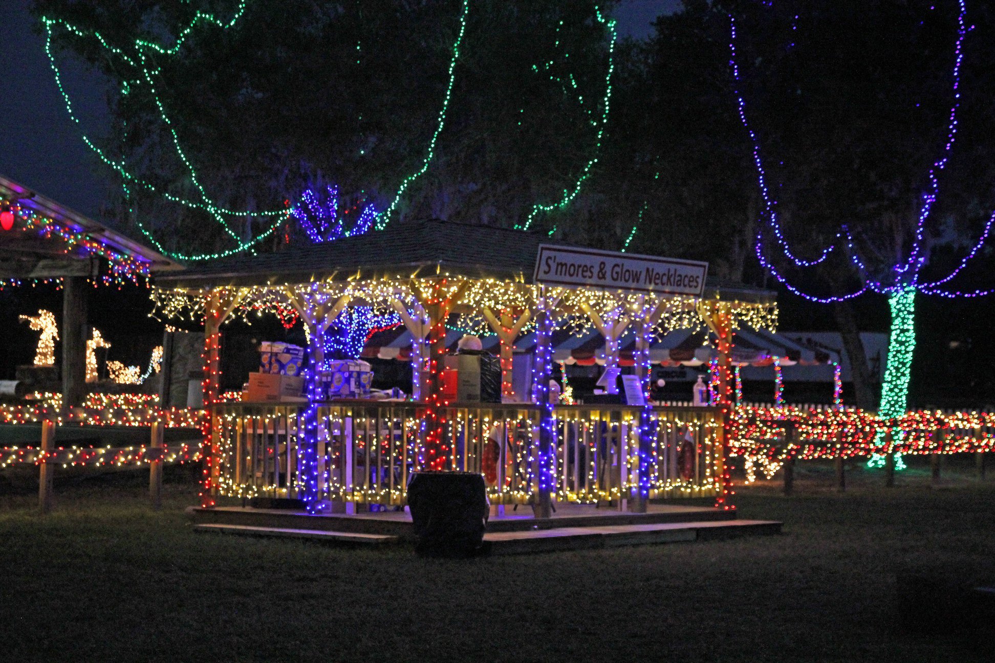 Frrm Tour Holiday Lights Gazebo Smore Stand