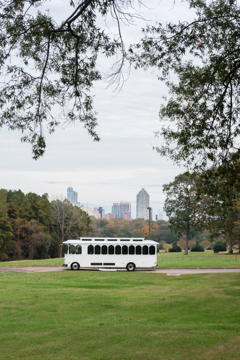 Greatraleightrolley Tour Trolley Park City Skyline