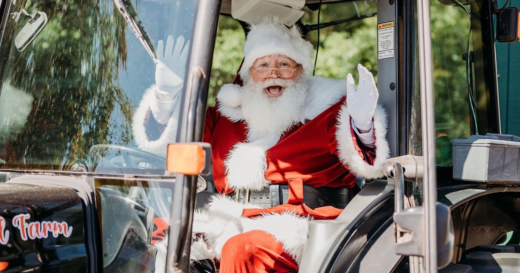 Hiddenpondtreefarm Tour Santa Tractor Farm