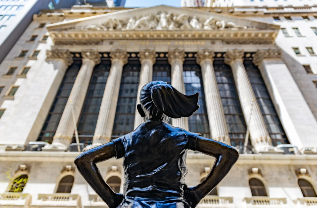 Insideouttours Tour Bronze Statue Girl Wall Street