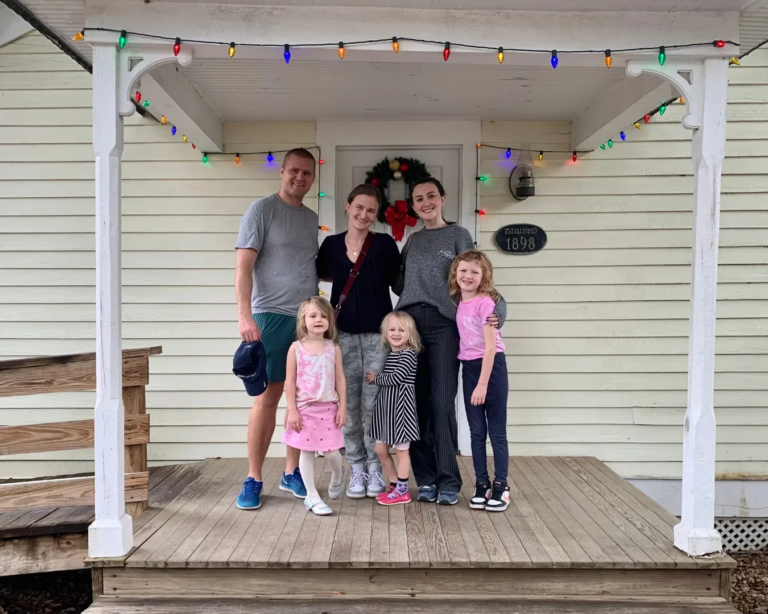 leaguecityhistory_tour-family-porch-holiday-decorations Leaguecityhistory Tour Family Porch Holiday Decorations