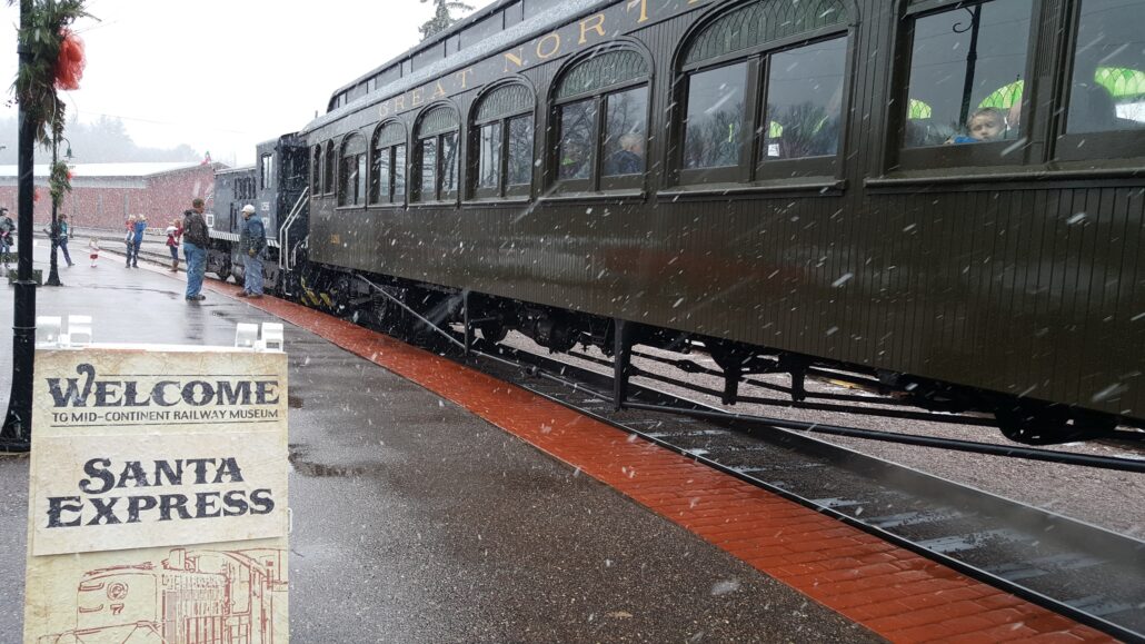 Midcontinent Tour Santa Express Train Snowy Platform