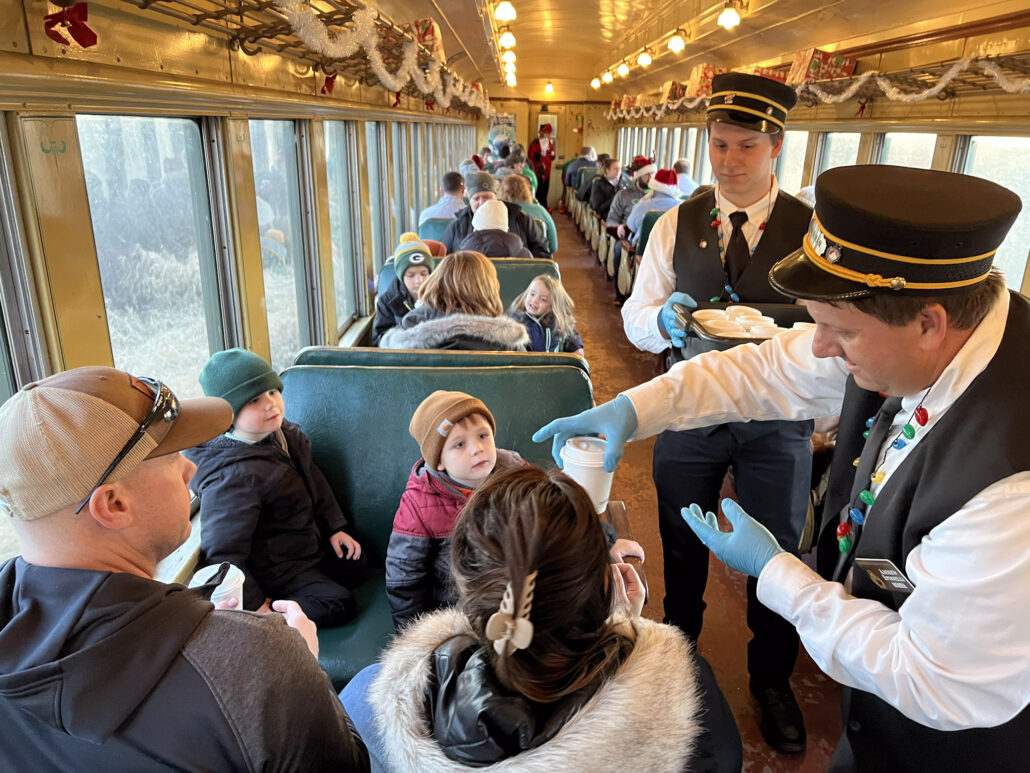 Midcontinent Tour Train Passengers Holiday Service 