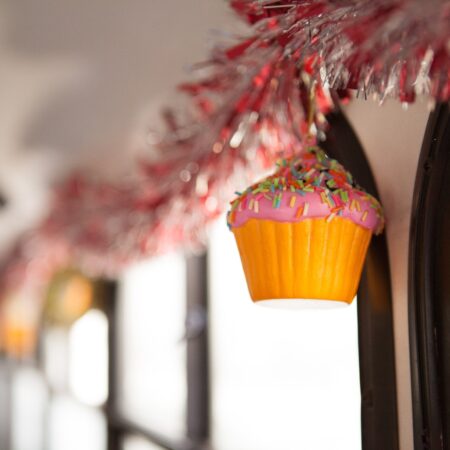 Milwaukeecitytours Tour Cupcake Decoration Bus Tinsel