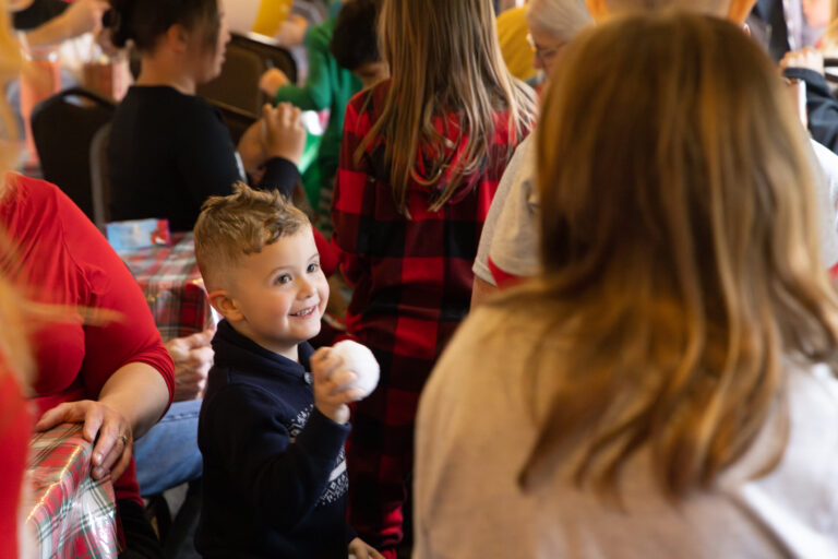 mountainrailwv_tour-smiling-boy-snowball-gathering Mountainrailwv Tour Smiling Boy Snowball Gathering