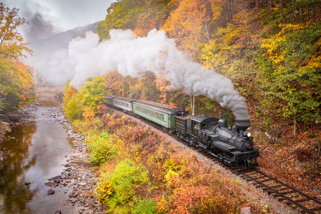 mountainrailwv_tour-steam-train-autumn-forest Mountainrailwv Tour Steam Train Autumn Forest