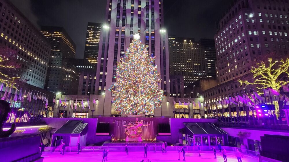 Mynytours Tour Holiday Tree Skating Rink City Lights