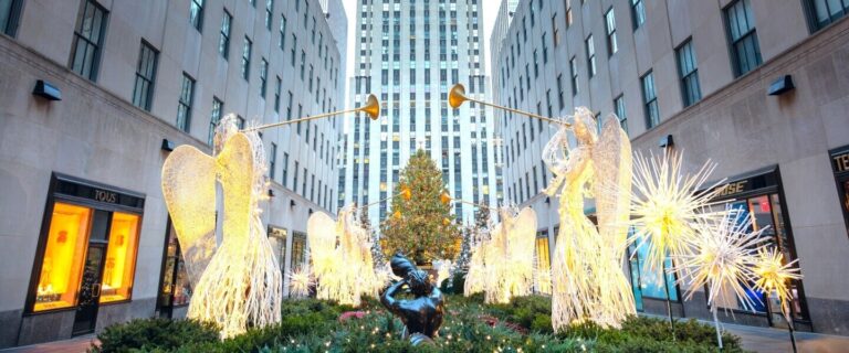 Newyorkhistoricaltours Tour Holiday Lights Christmas Tree Sculptures