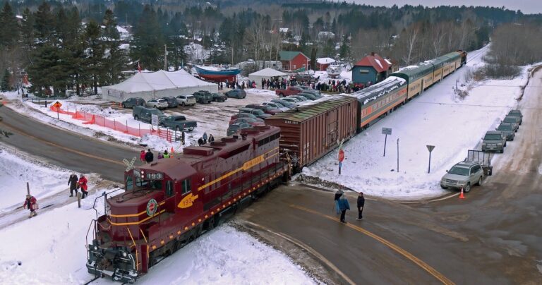 northshorescenicrailroad_tour-train-snow-parking-lot Northshorescenicrailroad Tour Train Snow Parking Lot