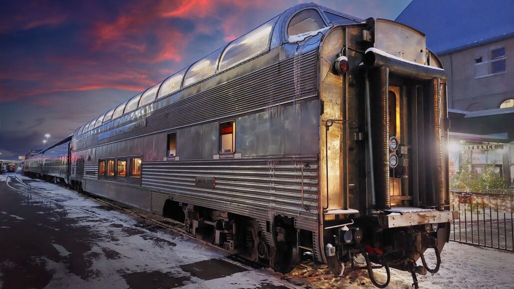 Northshorescenicrailroad Tour Vintage Train Snowy Platform