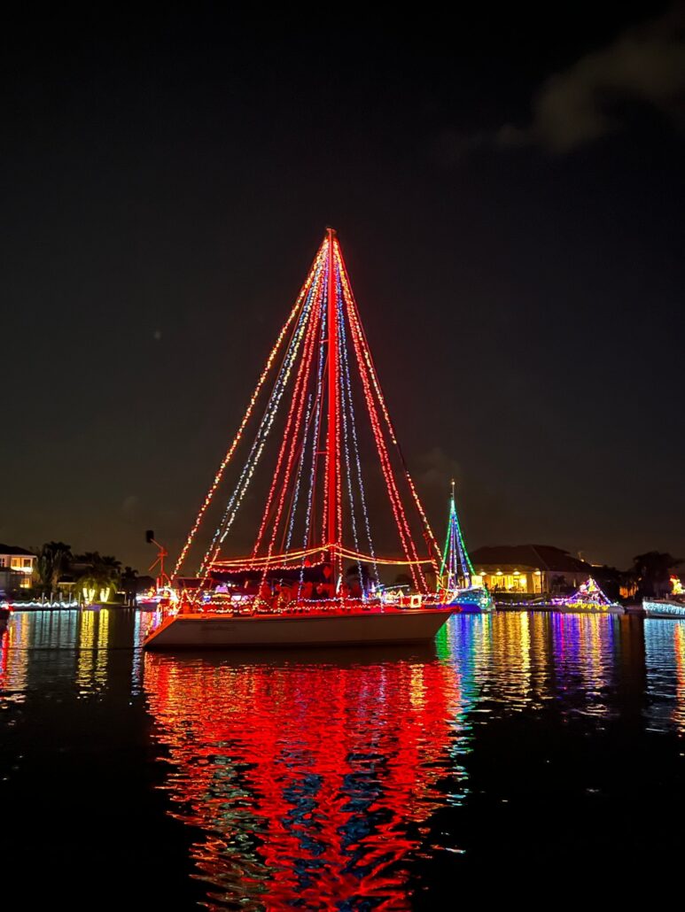 puntagordaadventures_tour-boat-tour-night-lights-reflection Puntagordaadventures Tour Boat Tour Night Lights Reflection