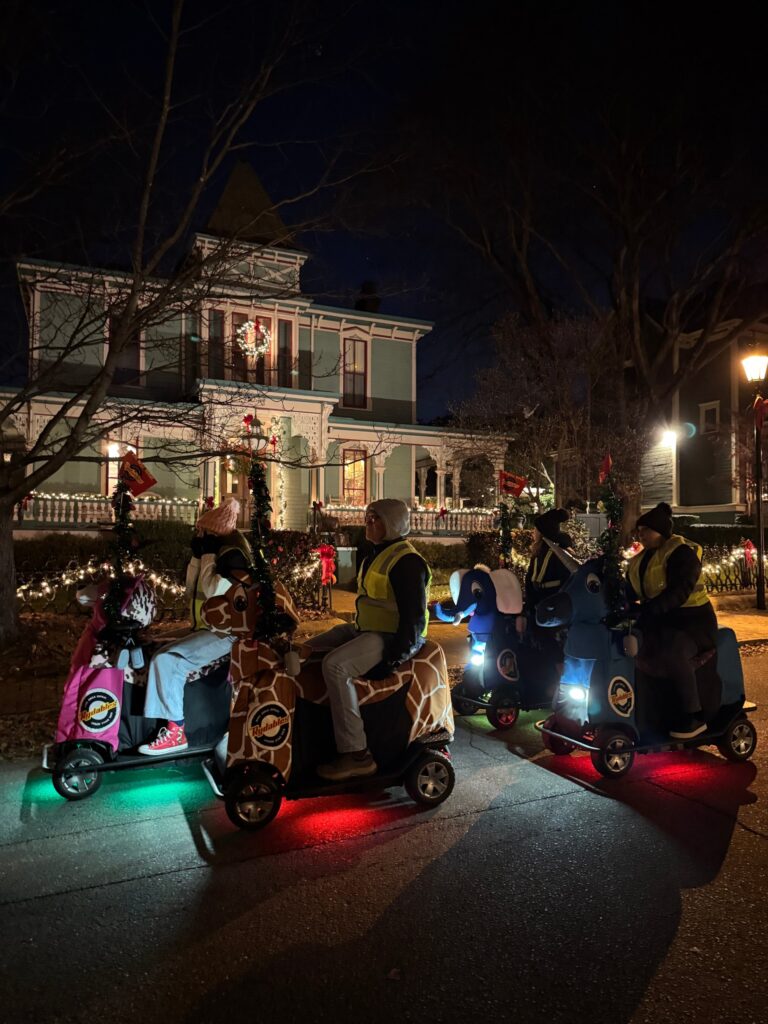 Raleighrydables Tour Nighttime Rides Decorated Houses E