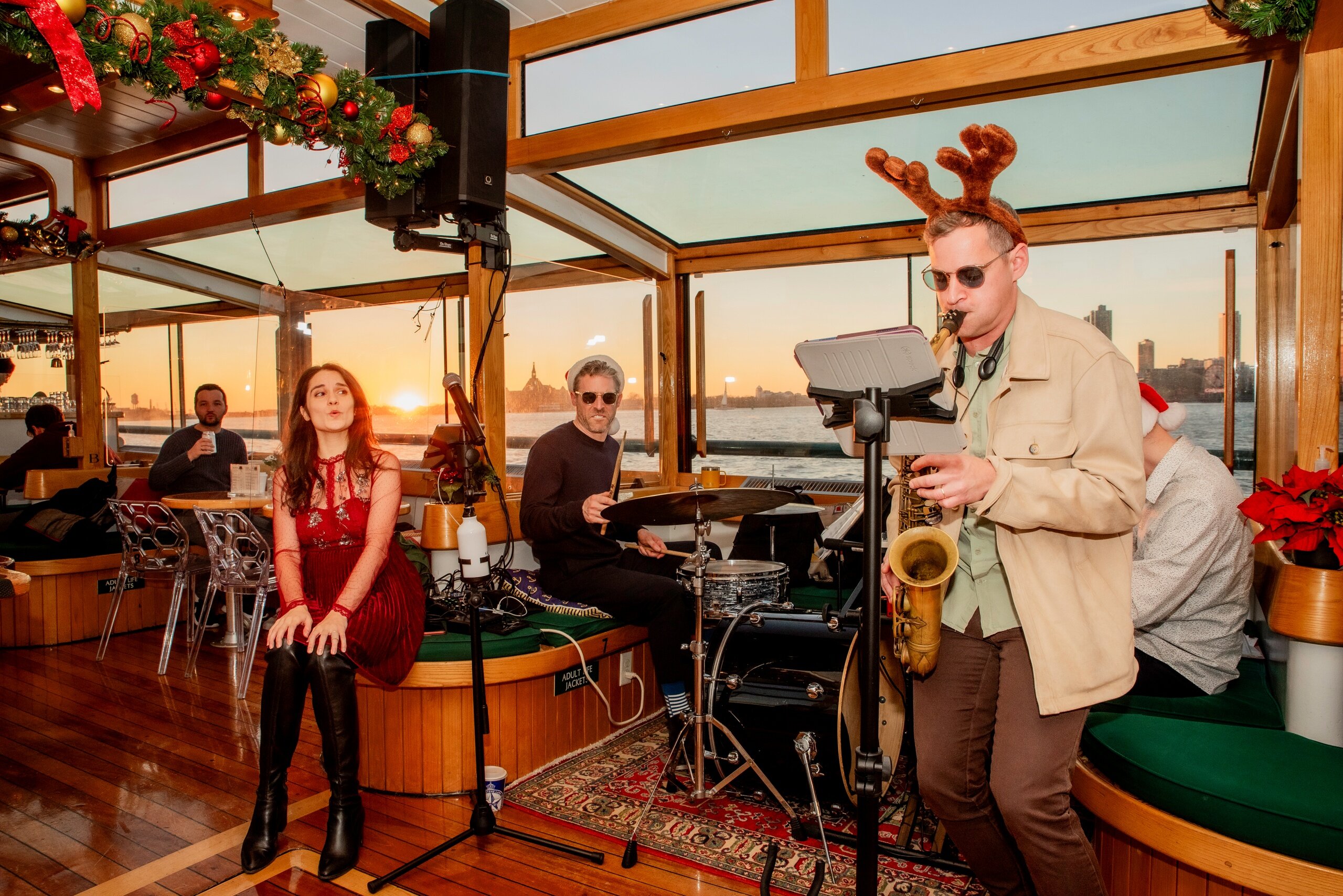 Cocoa & Carols Sing-Along Cruise | New York NY