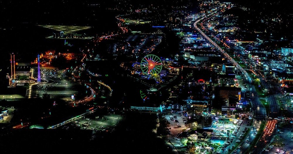 Scenichelicoptertours Tour Night Aerial View Ferris Wheel City Lights