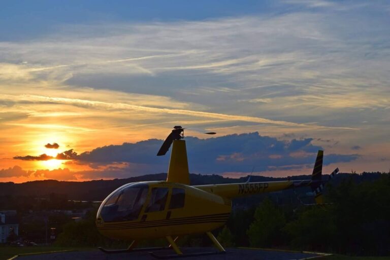 Scenichelicoptertours Tour Yellow Helicopter Sunset Clouds