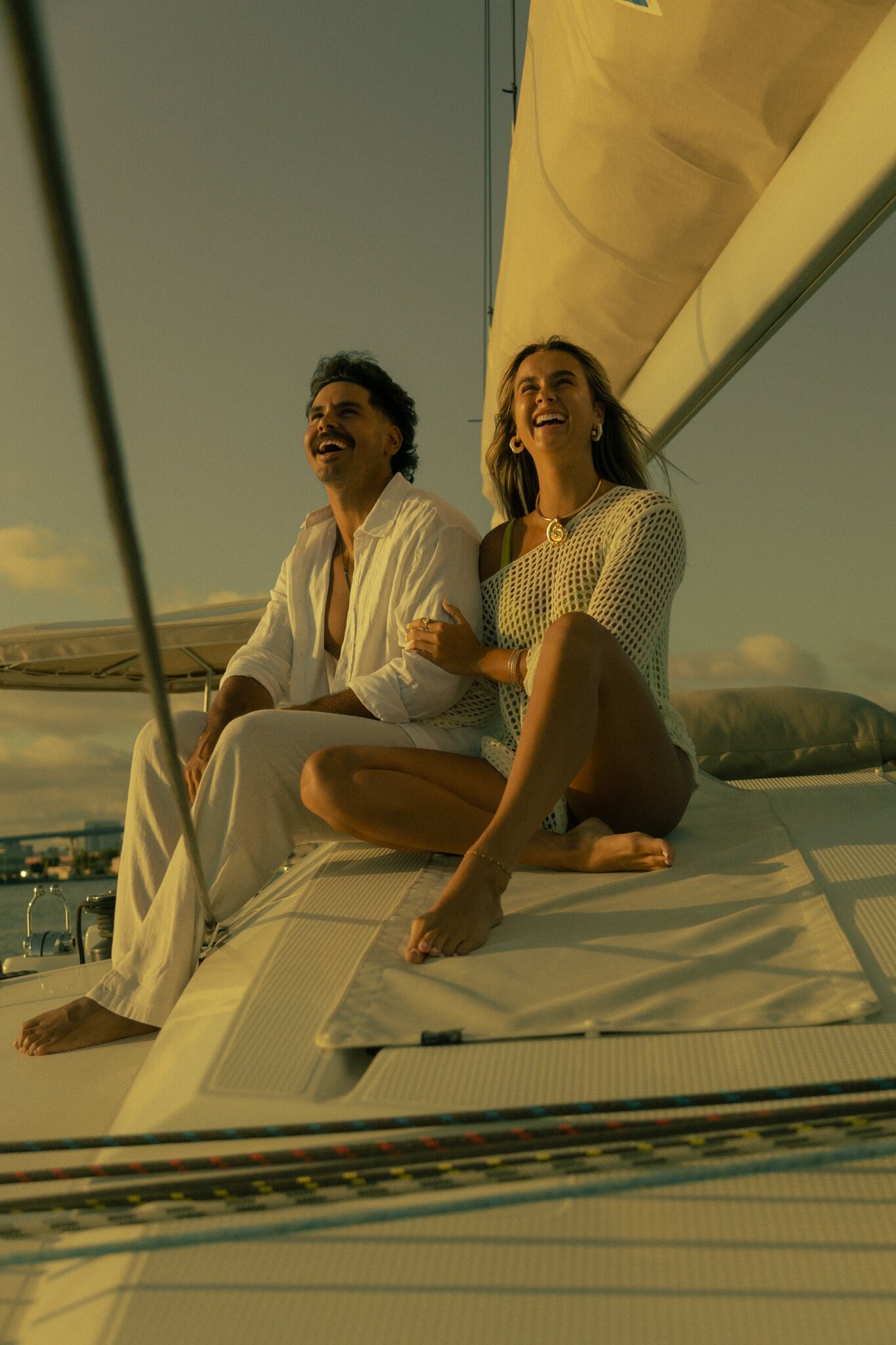 seaforthboatrental_tour-couple-laughing-sailing-boat Seaforthboatrental Tour Couple Laughing Sailing Boat