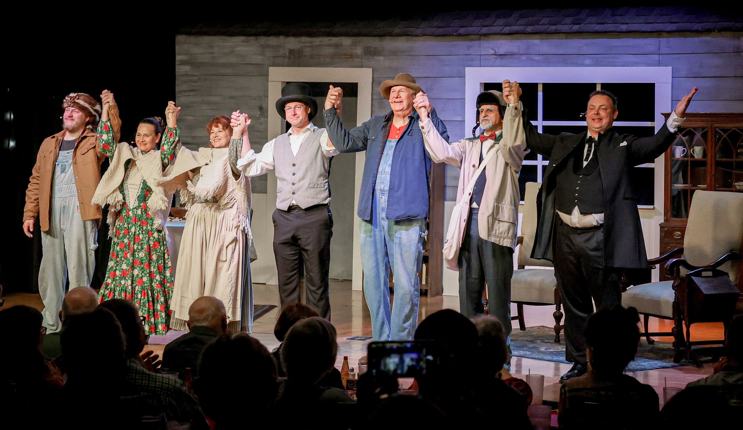 Theshepherdofthehills Tour Actors Bow Stage Theater Performance