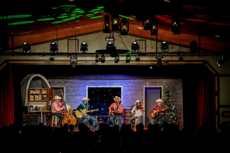 Theshepherdofthehills Tour Musicians Stage Country Show