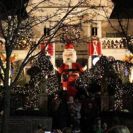 Touramerica Tour Santa Claus Holiday Lights Night
