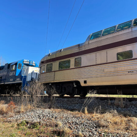 Tvrail Tour Blue Locomotive Silver Passenger Car