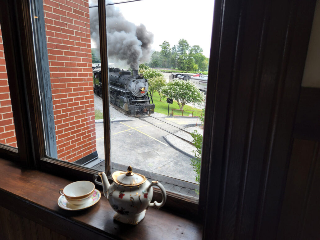Tvrail Tour Teapot Teacup Train Window