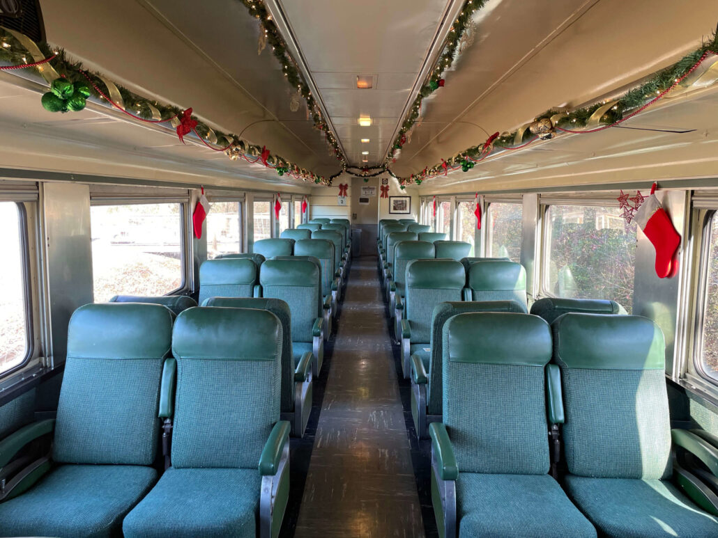 Tvrail Tour Train Interior Holiday Decorations