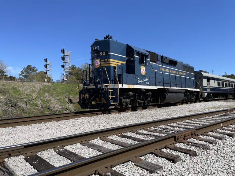 tvrail_tour-train-locomotive-railroad-signals Tvrail Tour Train Locomotive Railroad Signals