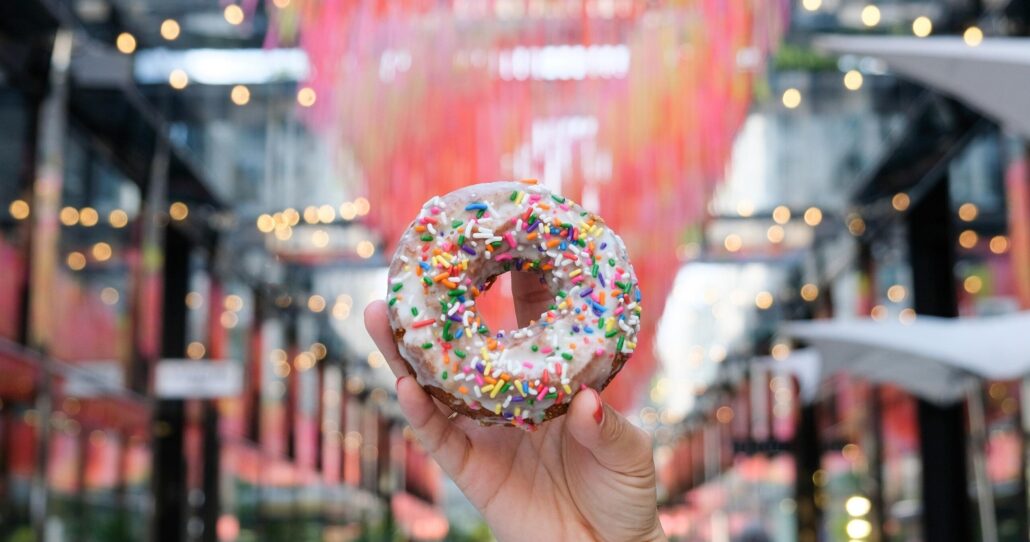 undergrounddonutour_tour-colorful-donut-sprinkles-background-lights Undergrounddonutour Tour Colorful Donut Sprinkles Background Lights
