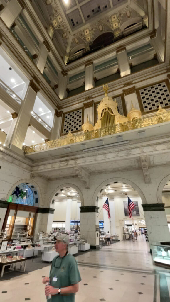 undergrounddonutour_tour-ornate-interior-architecture-food-court Undergrounddonutour Tour Ornate Interior Architecture Food Court