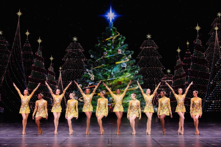 walksnyc_tour-dancers-yellow-dresses-christmas-trees Walksnyc Tour Dancers Yellow Dresses Christmas Trees