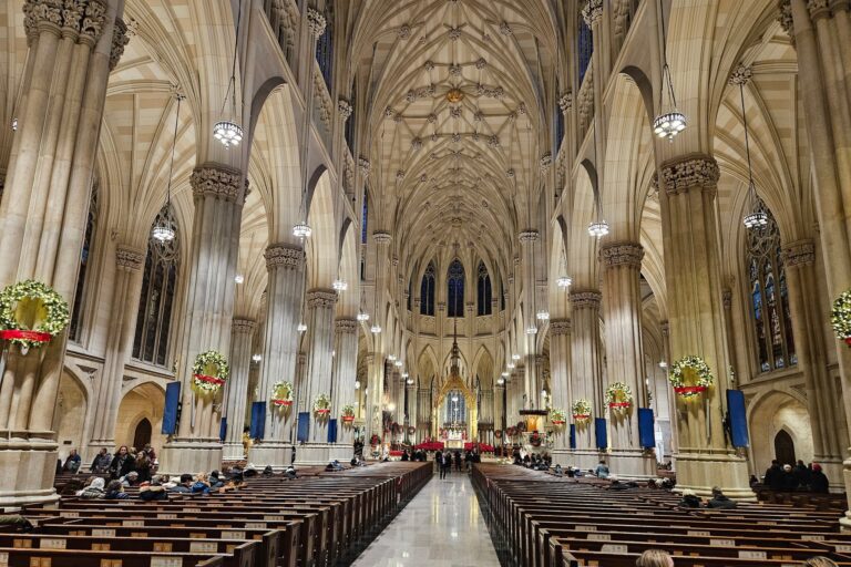 Walksnyc Tour Gothic Architecture Church Interior