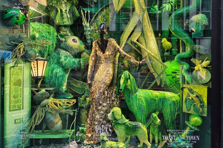 Walksnyc Tour Green Window Display Fashion Park Animals