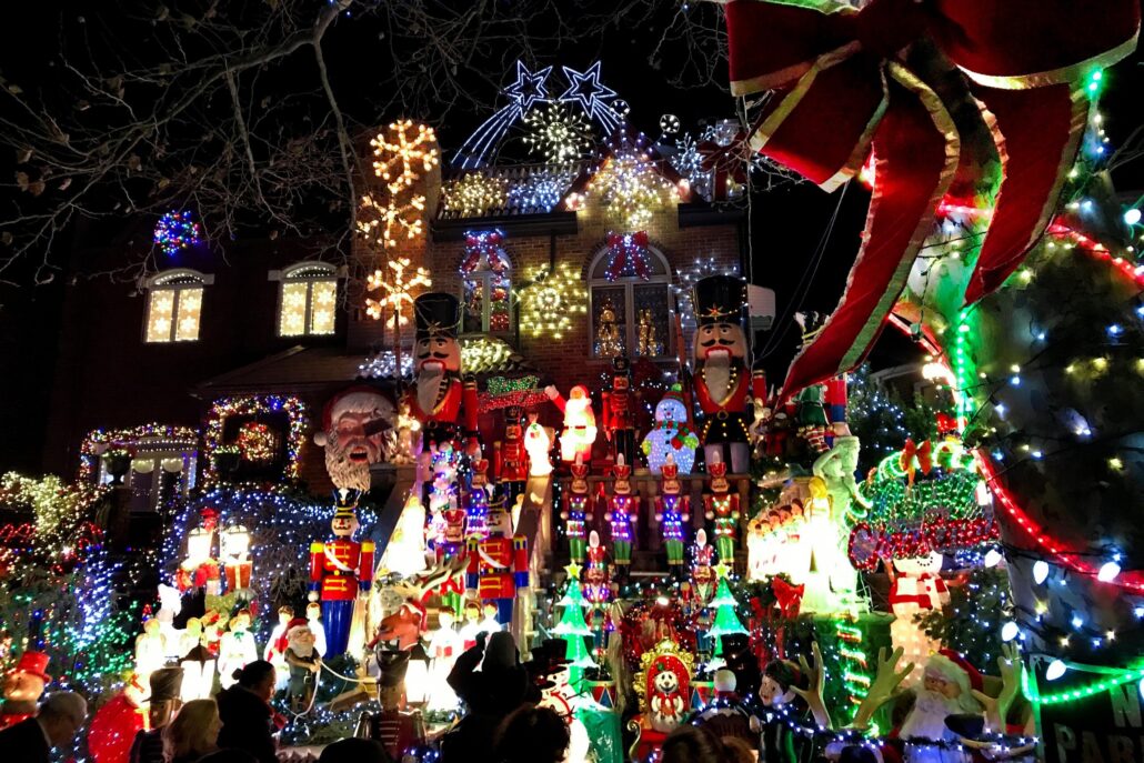 Walksnyc Tour Holiday Lights Decorated House Nutcrackers
